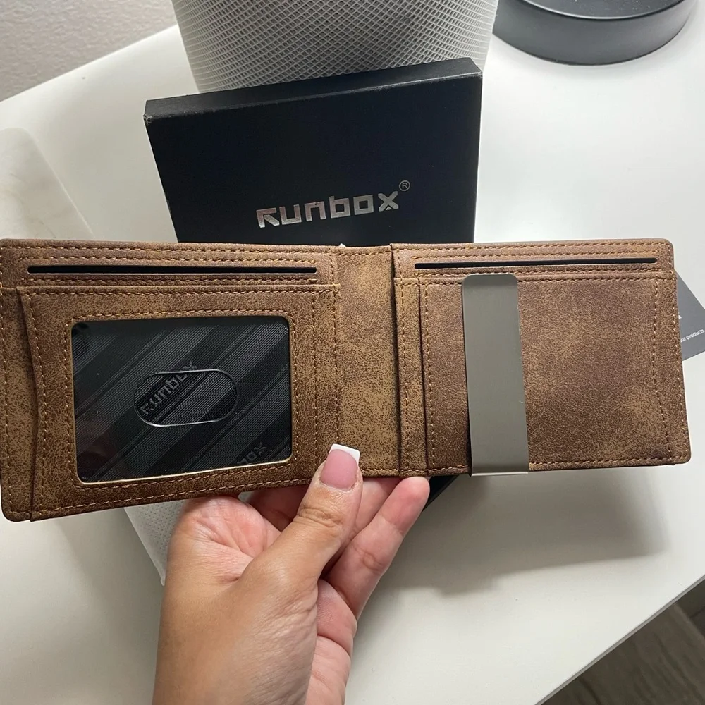 RUNBOX Brown Leather Wallet